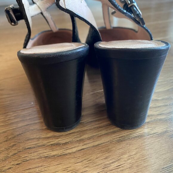 Soulier avec talon ouvert et sangle en T (T strap) noir 2 tons - Picture 2 of 4